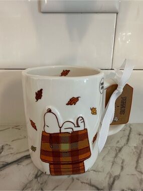 Peanuts Snoopy Fall Mug – “Fall Is in the Air” – Double-Sided